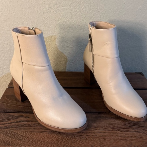 Thursday Boot Co Daisy Modern Handcrafted Leather Boots Size 6.5 NWOB or Tags - Picture 11 of 13